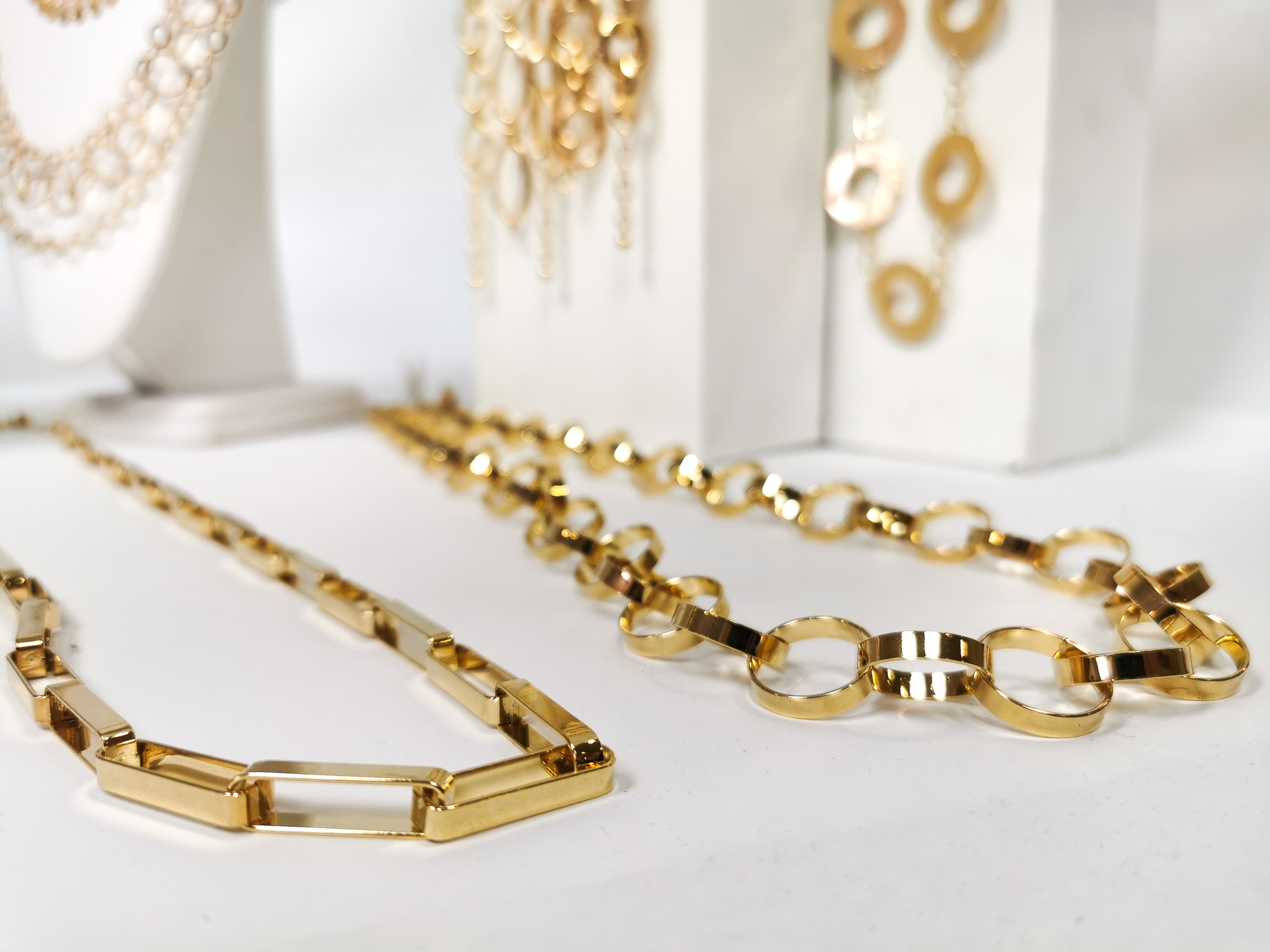 Collares de plata