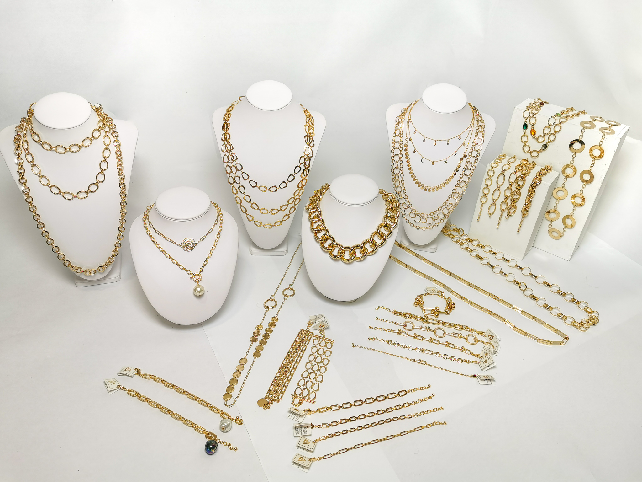 Collares de plata