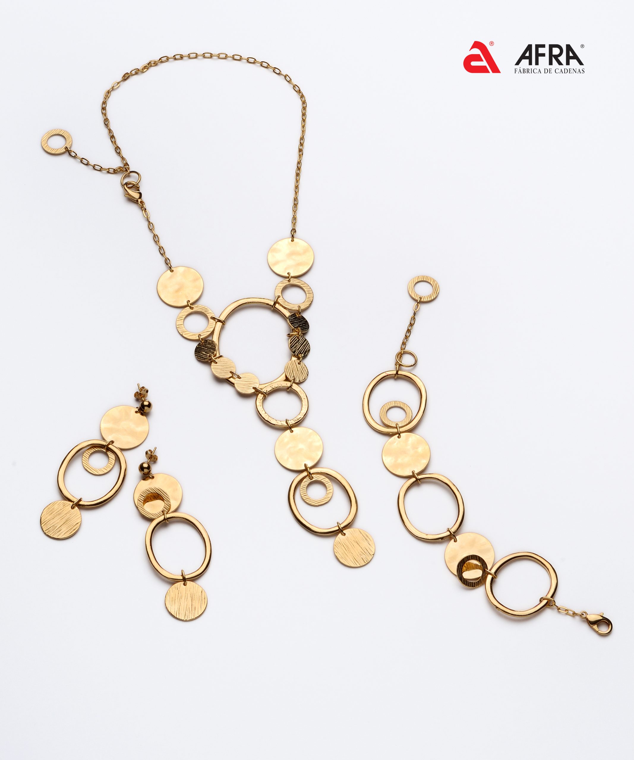 Collares de plata